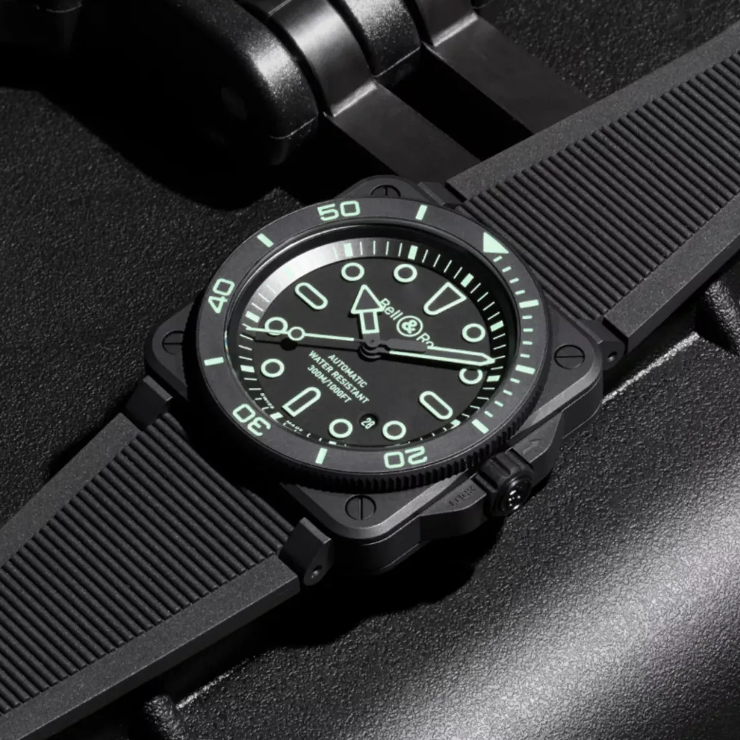 Bell & Ross BR-03 Diver Lum Outline Watch