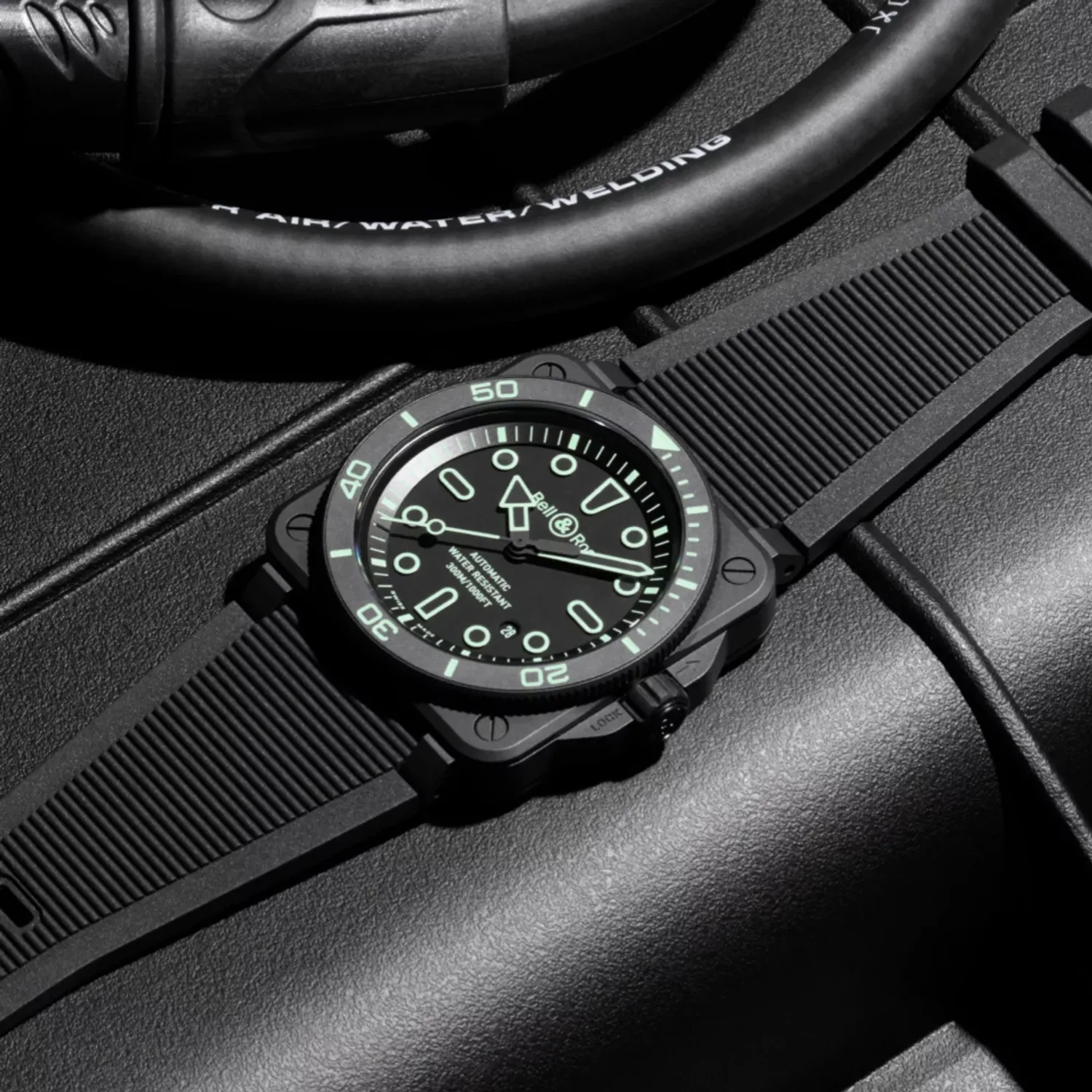 Bell & Ross BR-03 Diver Lum Outline Watch