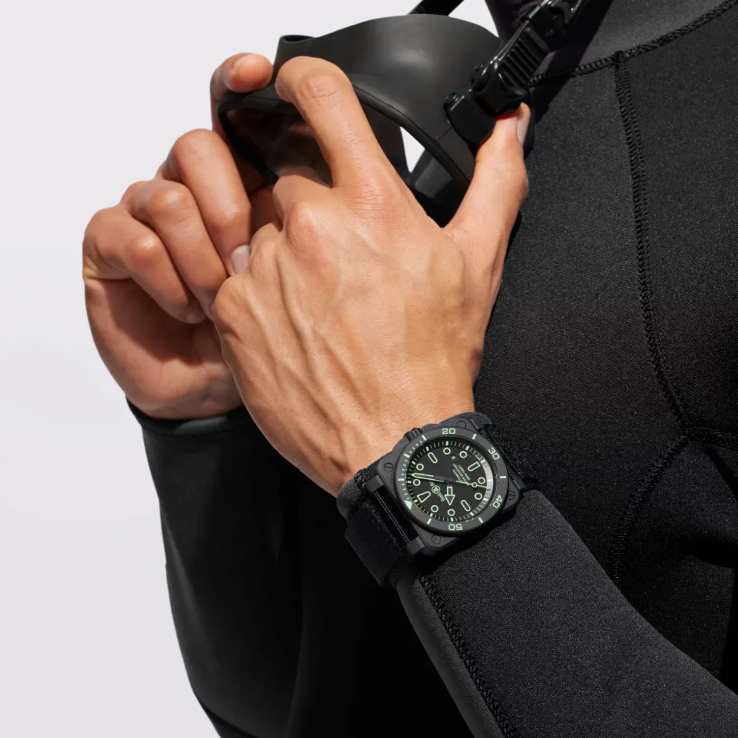 Bell & Ross BR-03 Diver Lum Outline Watch