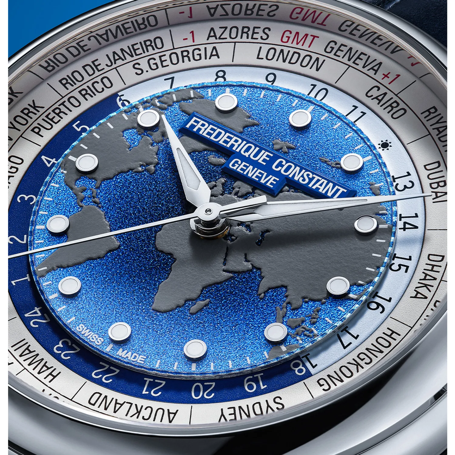 Montre MANUFACTURE Classic Worldtimer, Bracelet alligator bleu, Boucle déployante, Cadran bleu embossé et grainé