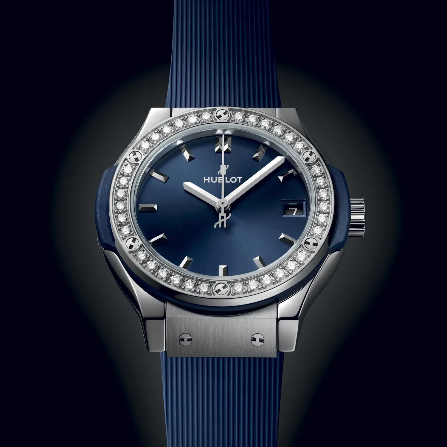 Montre Hublot Classic Fusion Titanium Blue Diamonds