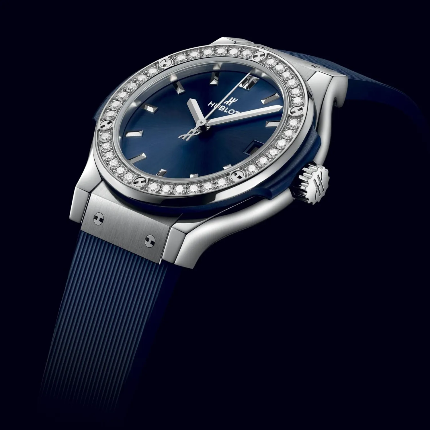 Montre Hublot Classic Fusion Titanium Blue Diamonds