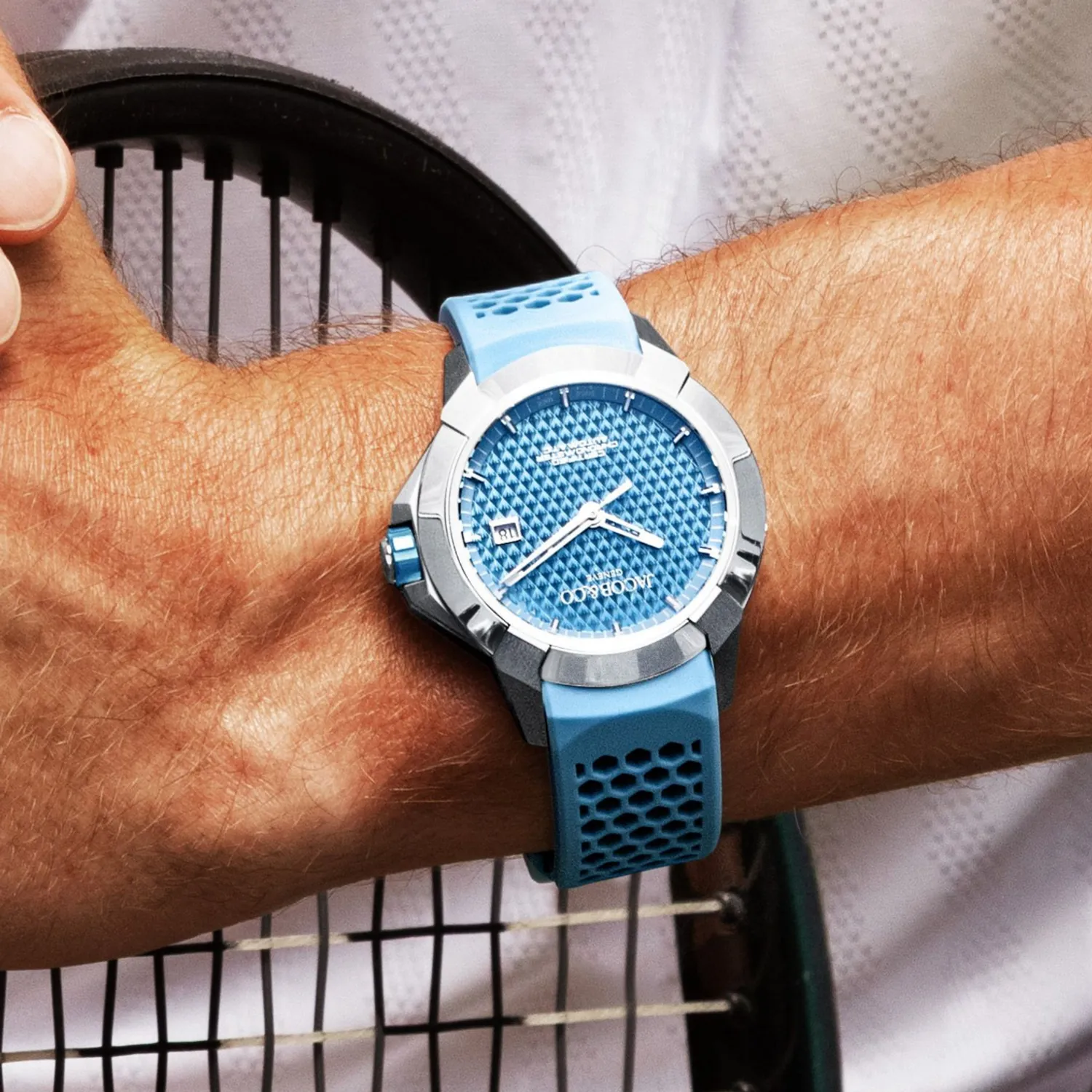 Montre EPIC X SPORT Electric blue, Bracelet caoutchouc nid d'abeille bleu clair, Boucle ardillon en acier, Cadran bleu clair motif diamant