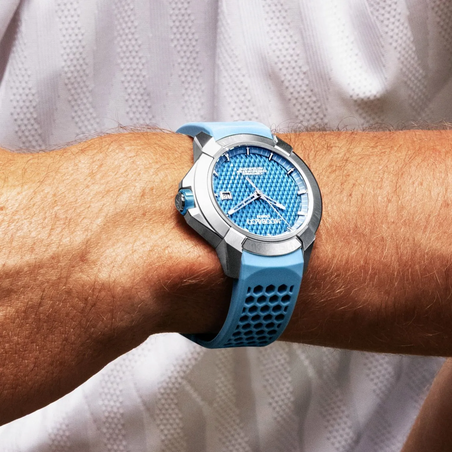 Montre EPIC X SPORT Electric blue, Bracelet caoutchouc nid d'abeille bleu clair, Boucle ardillon en acier, Cadran bleu clair motif diamant