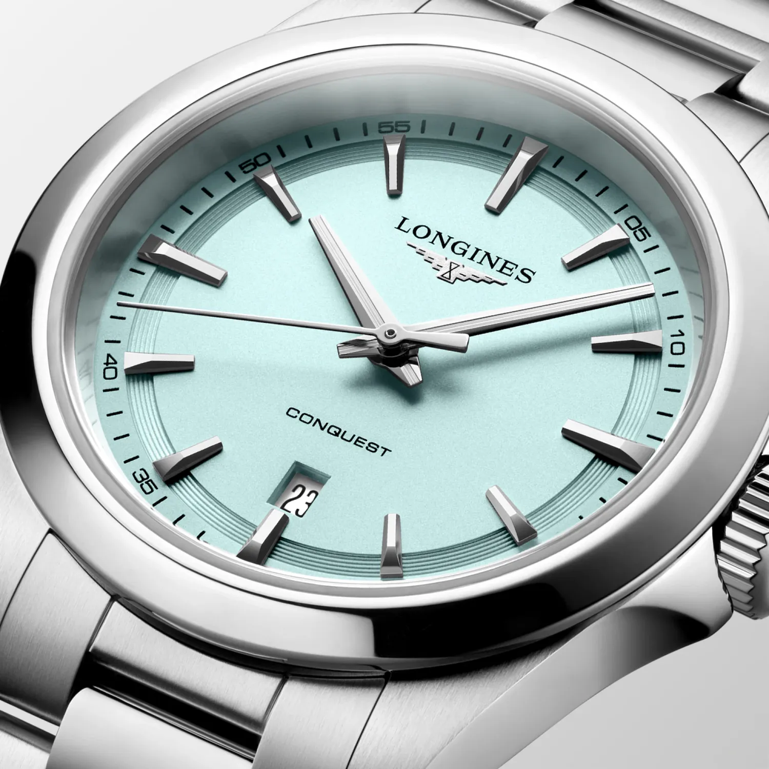 Montre CONQUEST Quartz, Bracelet acier, Cadran bleu menthe sablé index