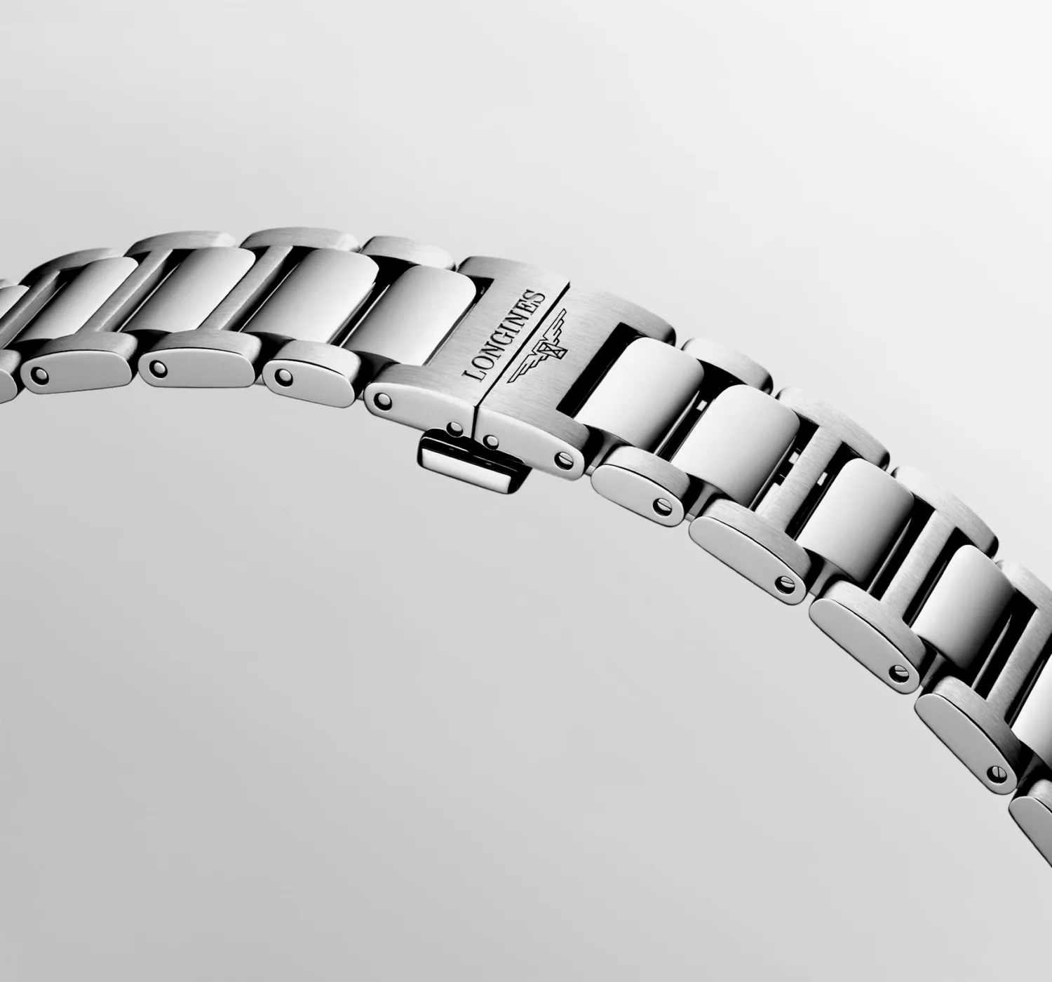Montre CONQUEST Quartz, Bracelet acier, Cadran bleu sablé
