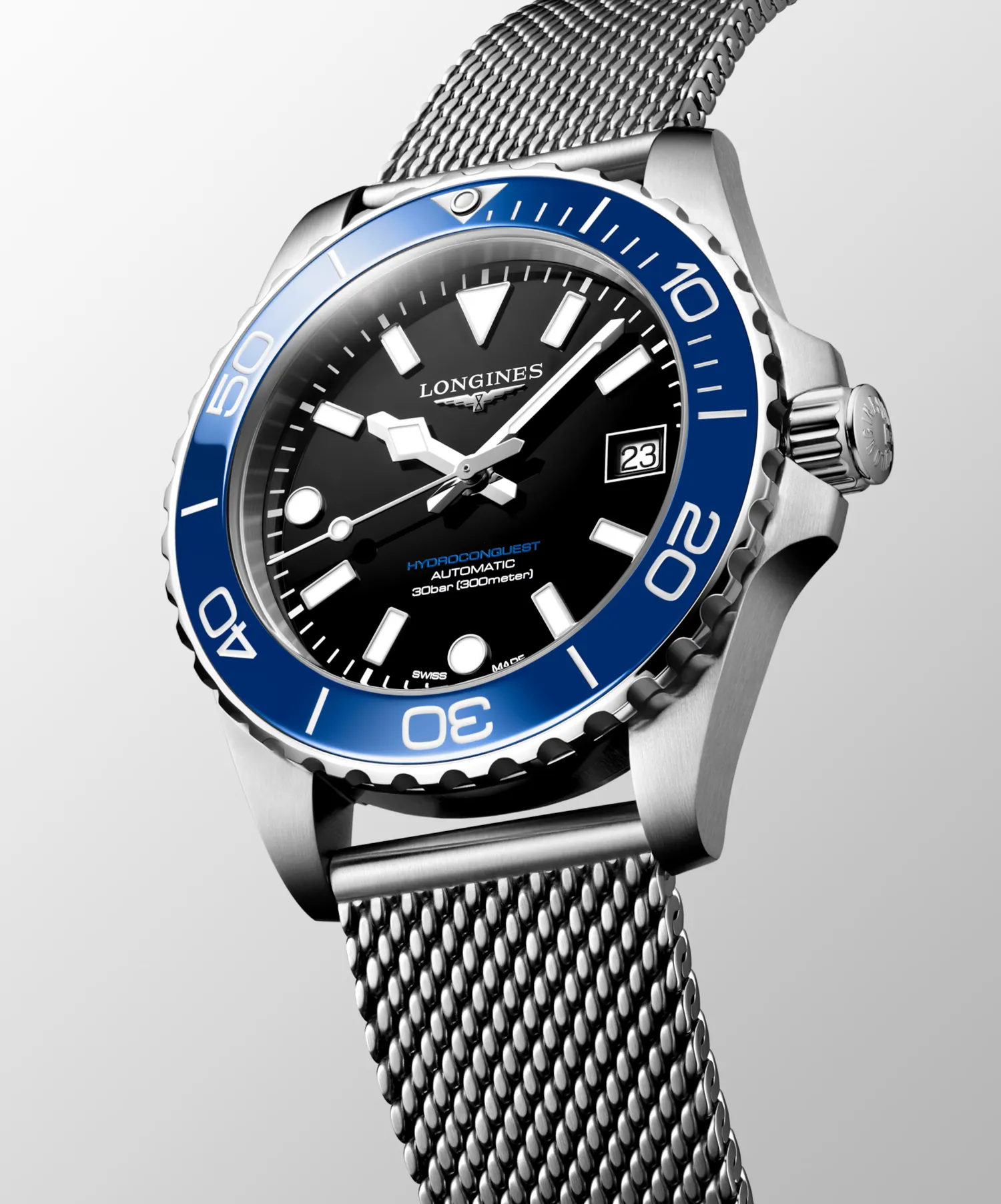 Montre HYDROCONQUEST lunette céramique bleue, Bracelet Milanais acier, Cadran noir laqué poli