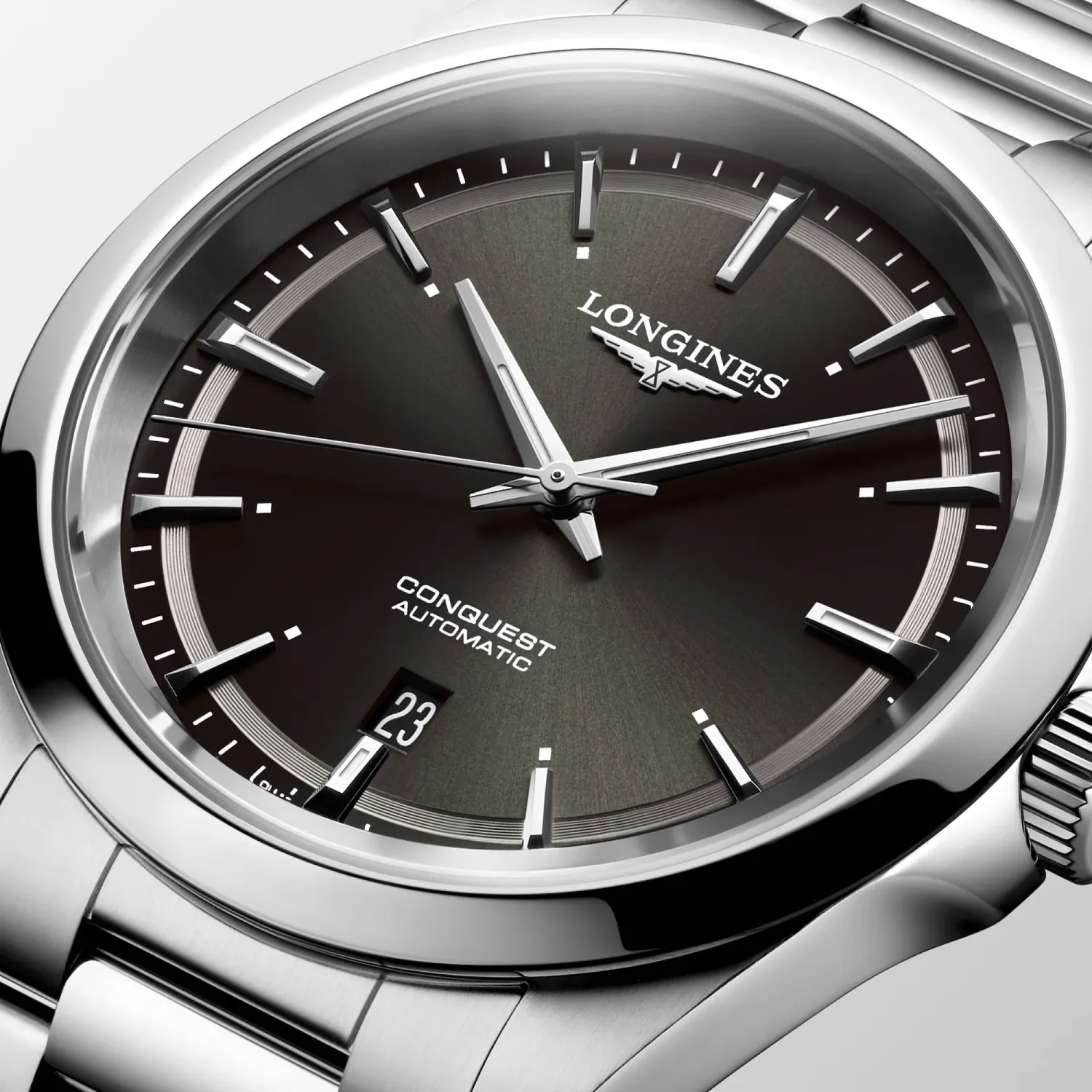 Montre Longines Conquest, Cadran noir soleillé