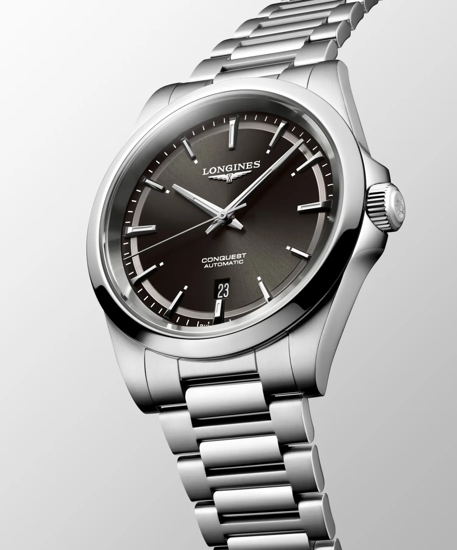 Montre Longines Conquest, Cadran noir soleillé