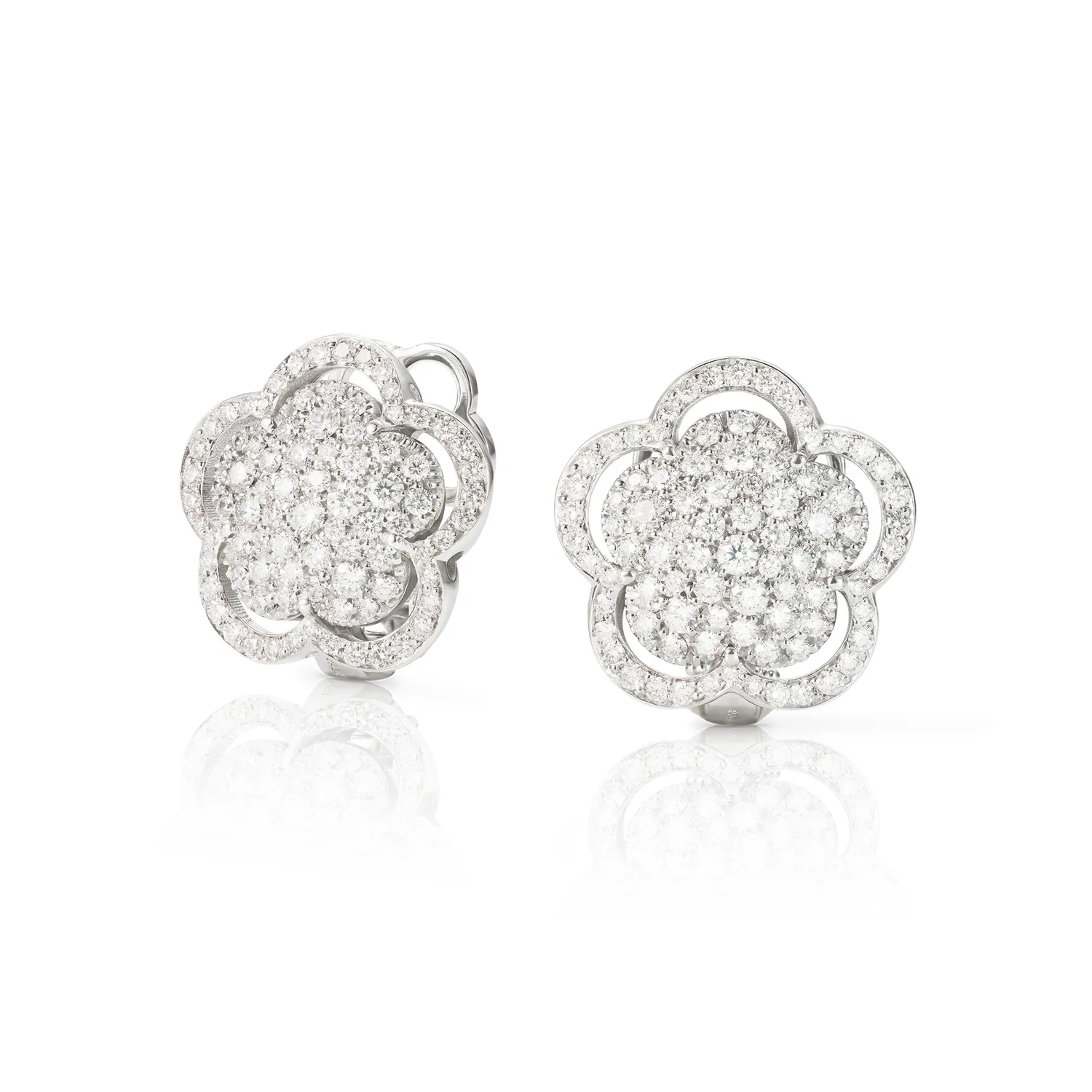 Boucles d'oreilles Pasquale Bruni Bon Ton en or blanc pavés de diamants