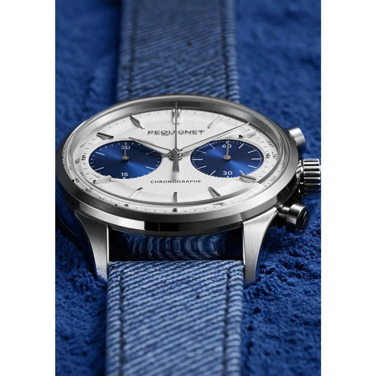 Montre ROYALE PARIS CHRONO, Bracelet cordura bleu, Boucle déployante, Cadran argenté compteurs bleus