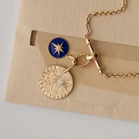 Medaille Arthus Bertrand Etoile bleu marine en or jaune