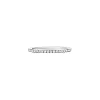 Demi alliance taille brillant en or blanc palladié et diamants blancs