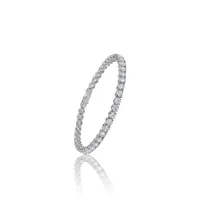 Bracelet ligne de diamants taille brillant en or blanc. T. 17,5 cm