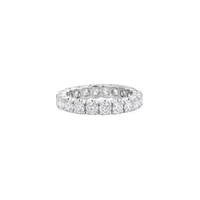 Alliance en or blanc palladié et diamants blancs
