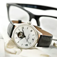 Montre Frederique Constant Classics Heart Beat Automatic