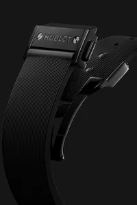 Montre Hublot Classic Fusion Black Magic