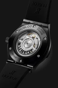 Montre Hublot Classic Fusion Black Magic