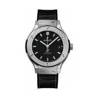 Montre CLASSIC FUSION TITANIUM Bracelet caoutchouc et alligator noir, Boucle déployante acier, Cadran noir mat