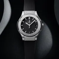 Montre Hublot Classic Fusion Titanium