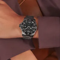 Montre HYDROCONQUEST lunette noire, Bracelet acier, cadran noir soleillé