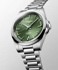 Montre Longines Conquest, Cadran vert soleillé