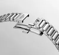 Montre CONQUEST Bracelet acier, Cadran argenté soleillé