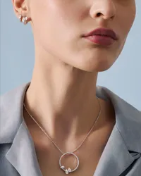 Pendentif Repossi Serti sur Vide, Or Blanc serti de 1 diamant taille poire