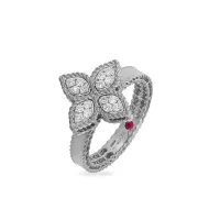 Bague Princess Flower en Or Blanc et Diamants
