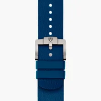 Montre PELAGOS FXD lunette céramique mate bleue, Bracelets tissu auto-grippant bleu marine avec bande grise et caoutchouc bleu marine motif tissé et boucle ardillon en titane, Cadran bleu marine index