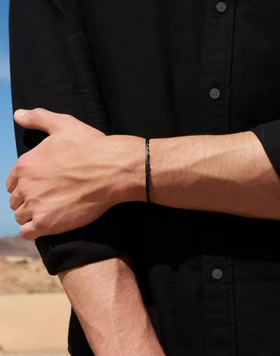 Bracelet jonc Akillis Capture Light
Titane noir