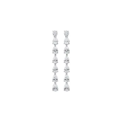 Boucles d'oreilles en or blanc, diamants blancs et diamants blancs