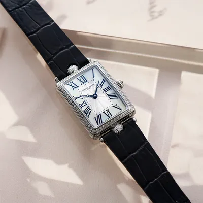 Montre Frederique Constant Classics Art Déco Carrée pavée diamants