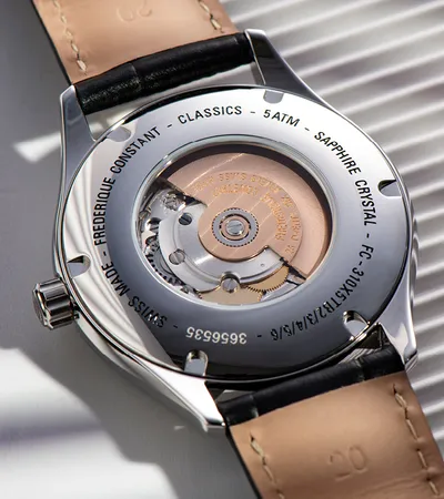 Montre Frederique Constant Classics Heart Beat Automatic
