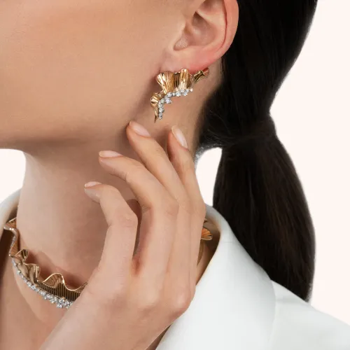 Boucles d'oreilles Palmiero Rays of Sun en or rose et diamants.