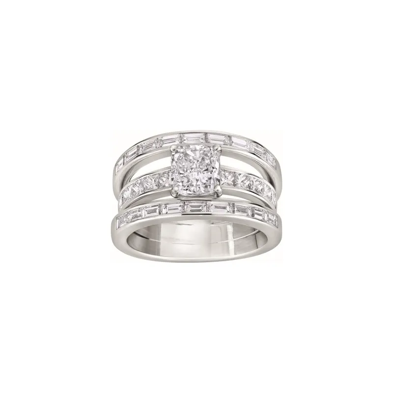 Ring with 3 cushion-cut diamond rings, set with baguette and princess-cut diamonds in palladium-plated white gold. T.53 - CREATIONS JULIAN
