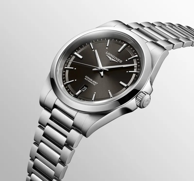 Montre Longines Conquest, Cadran noir soleillé - LONGINES