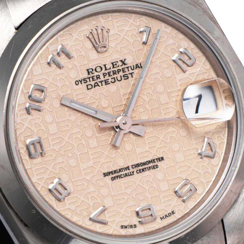 Datejust en acier, cadran Rolex beige, lunette lisse, bracelet oyster acier — 68240 - vue 3