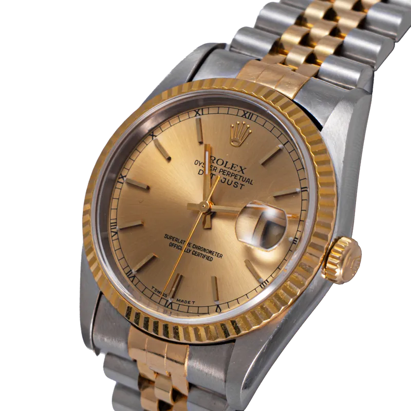 Datejust 36mm en or jaune/acier, cadran or jaune, lunette cannelée, bracelet jubilé or jaune/acier – vue 2