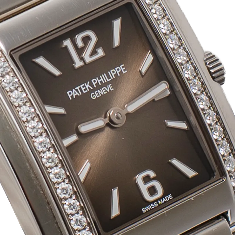Patek Philippe Twenty-4 en acier, cadran gris, lunette sertie, bracelet acier — 4910/1200A-010 - vue 3