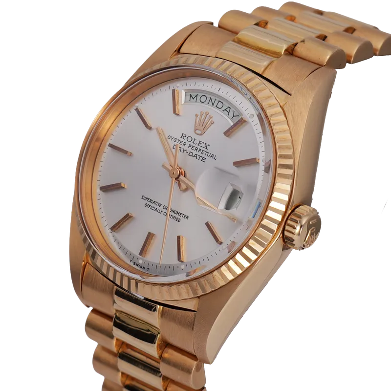 Oyster Perpetual Day-Date en or rose 36mm, cadran clair, lunette cannelée, bracelet président or rose – vue 2