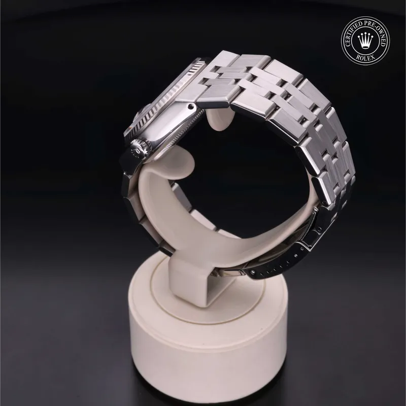 360 degree view of the Rolex Datejust - 17014