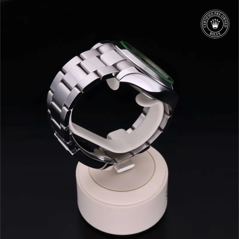 Vue 360 degrés de la Rolex Milgauss - 116400GV